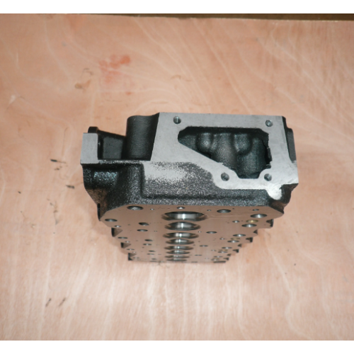 AUTO Cylinder Head for NISSAN Terrano TD27 TD27T 2.7D Engine