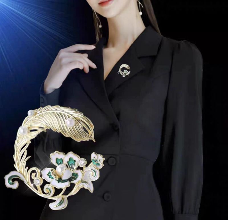 Guofeng peony feather brooch
