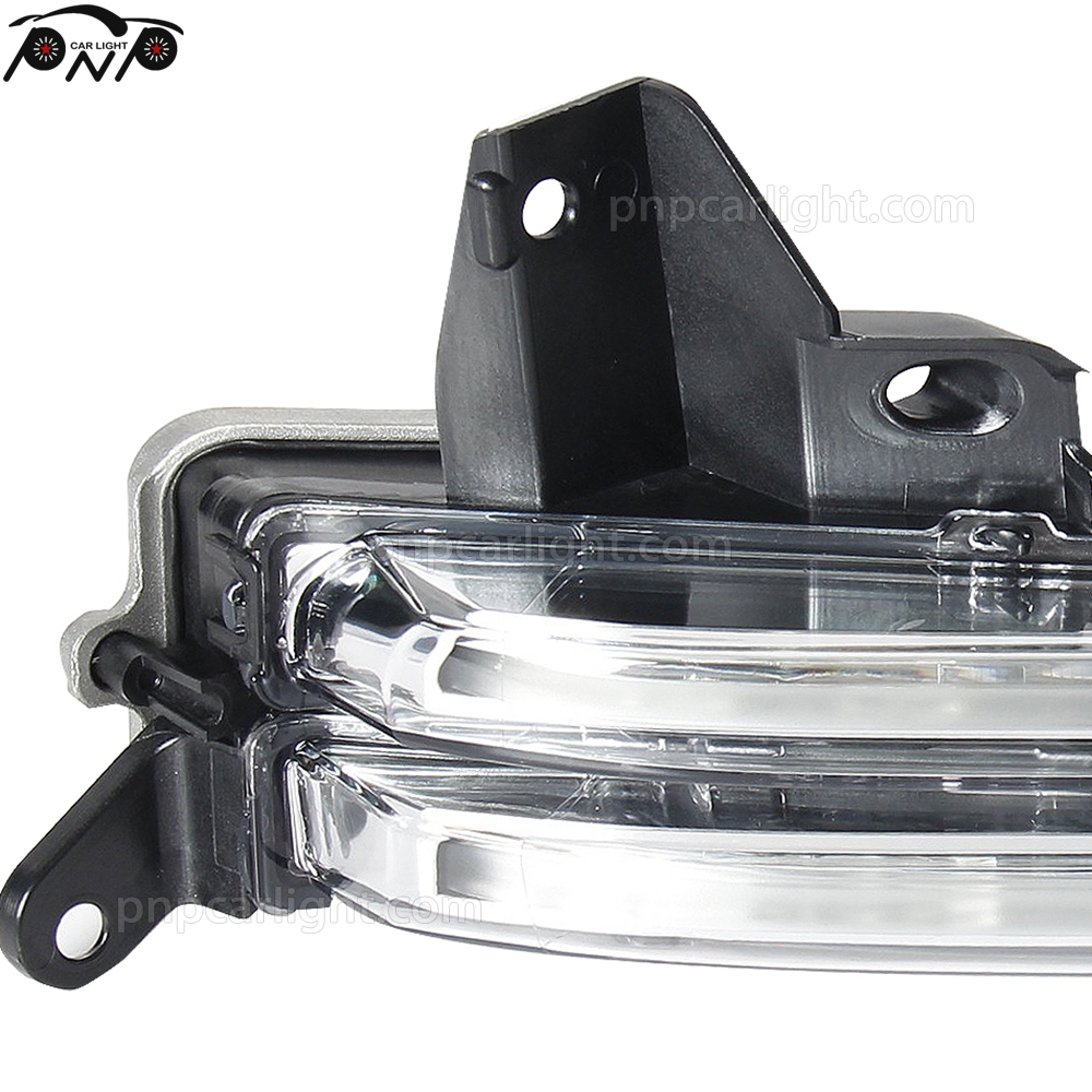 Porsche Panamera Headlight