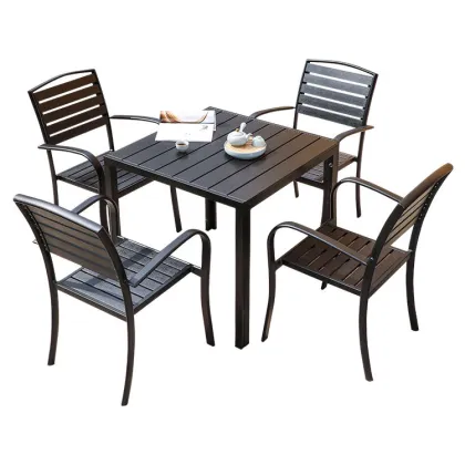 Alu Table and Aluminum Chair Outdoor Quartet