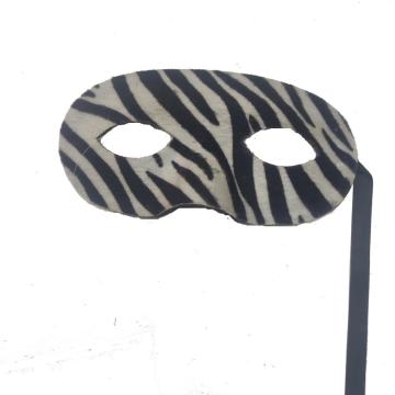 Maschera a mezza faccia con abito da strisce zebra per cosplay