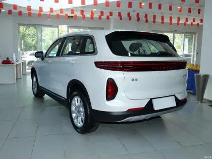 China's Latest Skywell ET5 and EV6 Electric SUVs: 520KM Range and Cutting-Edge Features