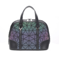 2021 Neueste Ins Trend Glow-Back Handtasche Für Damen Laser Geometrische Handtasche Leuchtende PU Freizeit Schultertasche Für Mädchen Frauen