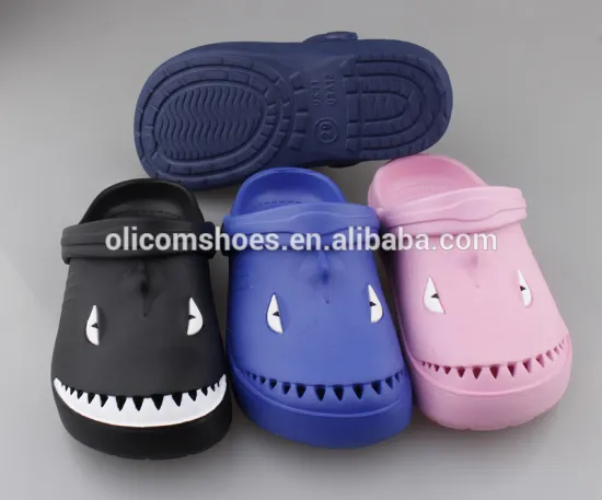 2017 wholesale cute kids garden eva clog shoes with high quality and low price and solid printing eva injaction slippers