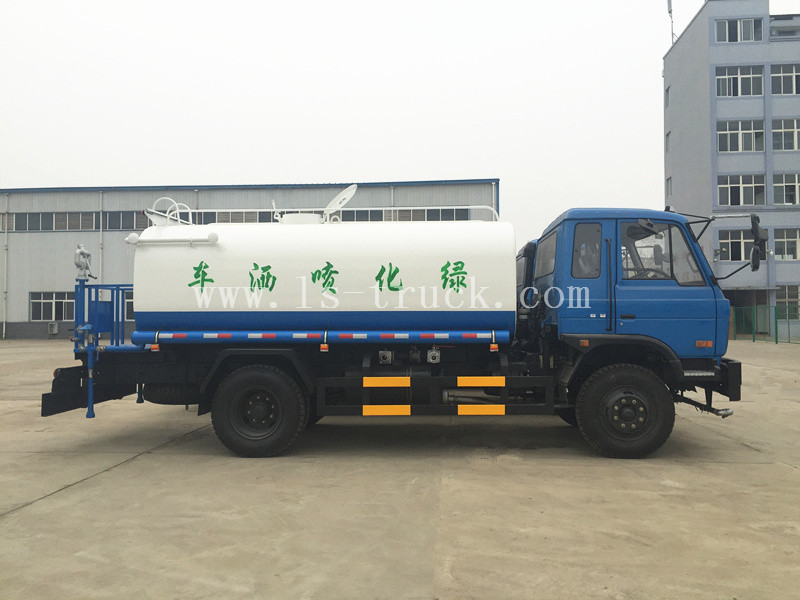 Dongfeng 4X2 RHD Road Sprinkler Truck