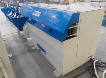 automatic wire straightening and cutting machine