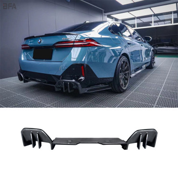 2024 BMW 5 Series M Carbon Fiber Body Spoiler and Fender Kit