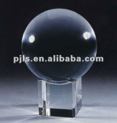 Crystal ball with base stander