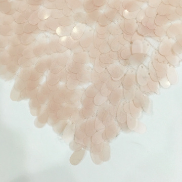 Melon Seeds Broderie Sequin sur Poly Mesh Fabric
