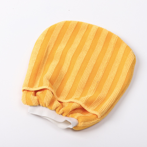 Microfiber wheel wash mitt