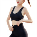 Naadloze slim-fit yogalegging met bh-set