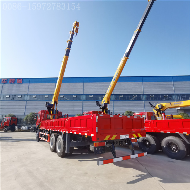 DONGFENG 270HP 6x4 14 tons truck mounted crane