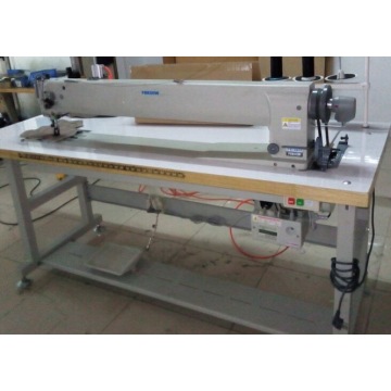 Máquina de costura para uso de travamento pesado com composto de braço longo