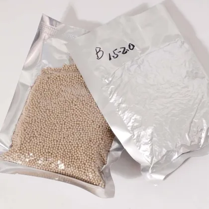 Super absorbent insulating glass desiccant