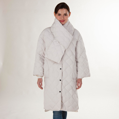 Chaqueta de pluma blanca de invierno