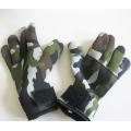 Camouflage blind useful neoprene glove