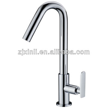 High Quality Brass Kitchen Cold Water Faucet, Polish and Chrome Finish, Deck Mounted