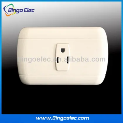 3 pin electric socket plug