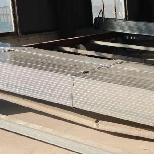 Langlebiges verzinktes Vierkantrohr 27 x 47 x 1,7 mm