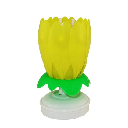Chrysanthemum Flower Shaped Party Favored Candle