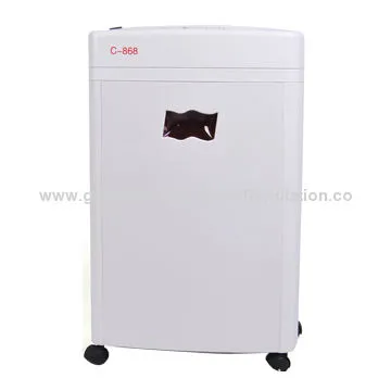 Paper shredder can shred paper, staples, paper clips, credit cards