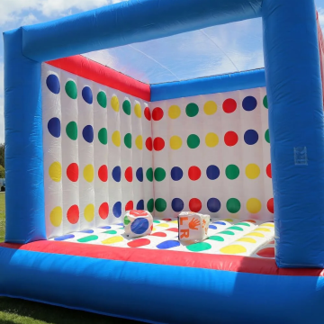 4x4m Twister Blasable Spiel: Vermietung für Erwachsene und gesunde Konkurrenz von Kindern