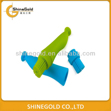 Silicone kitchen/bbq tool