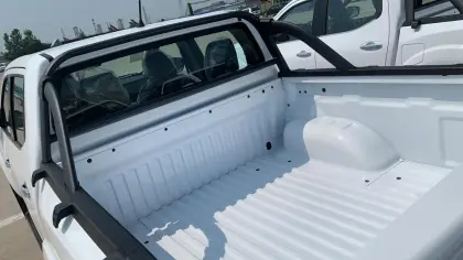 4 Wheels Drive Double Cabin Pickup Truck