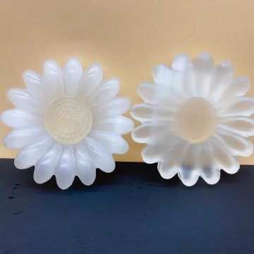 Hot Selling Selenite Flower Carving Healing Crystal Bowl for Home Decoration