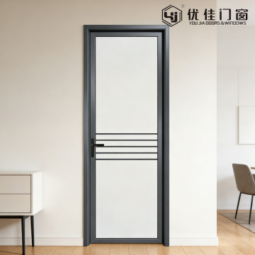 Porta decorada com linha cinza