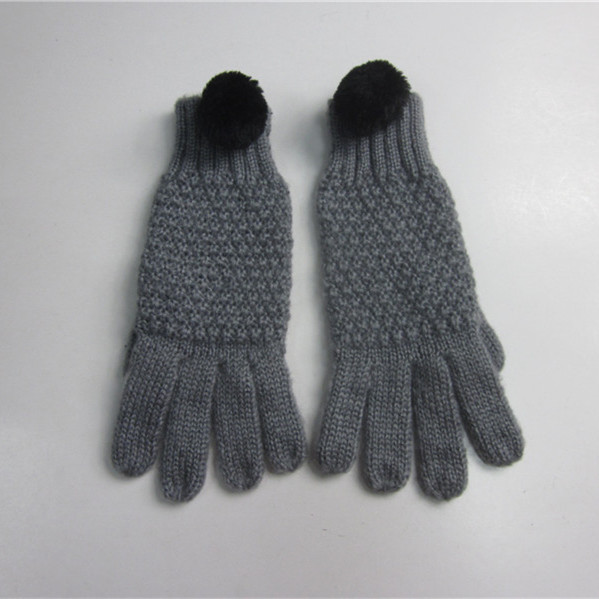 Pompom Gloves (6)