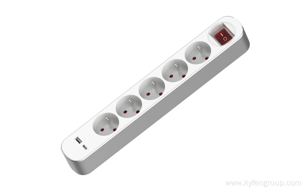 France 5-way power strip with usb type c