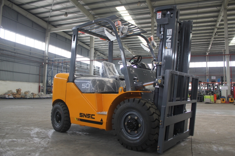 5 Ton Forklift Truck