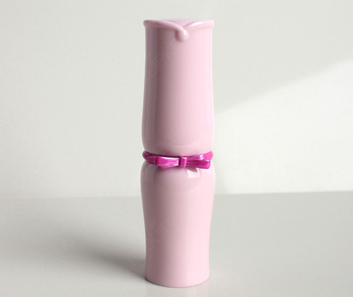 LIPSTICK TUBE 3_