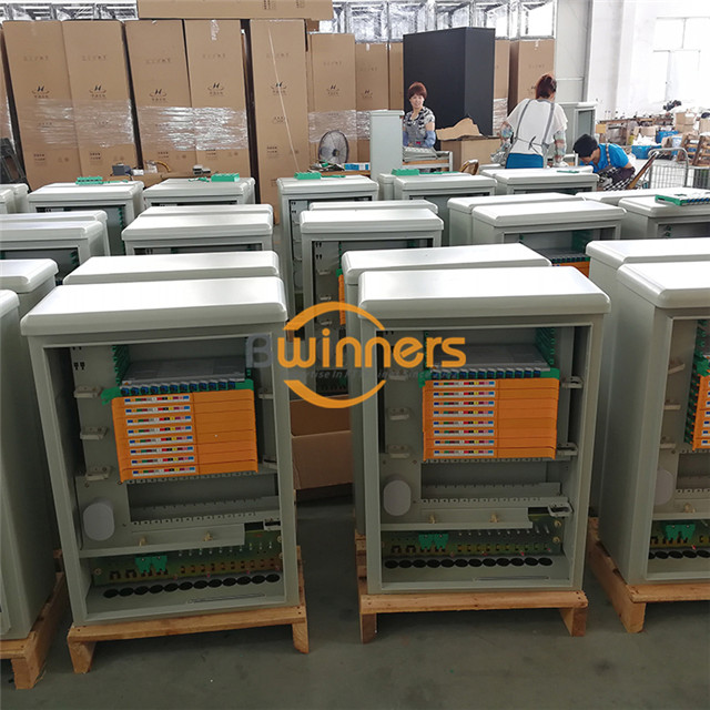 Outdoor Fiber Optic Cross Connecting Cable Cabinet