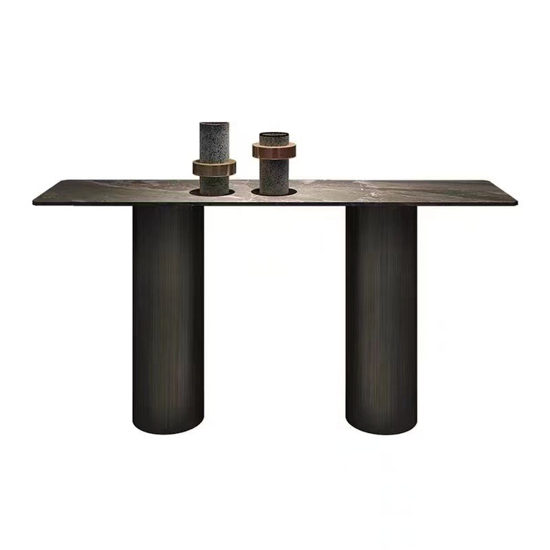 Elegant Cosy Quality Table