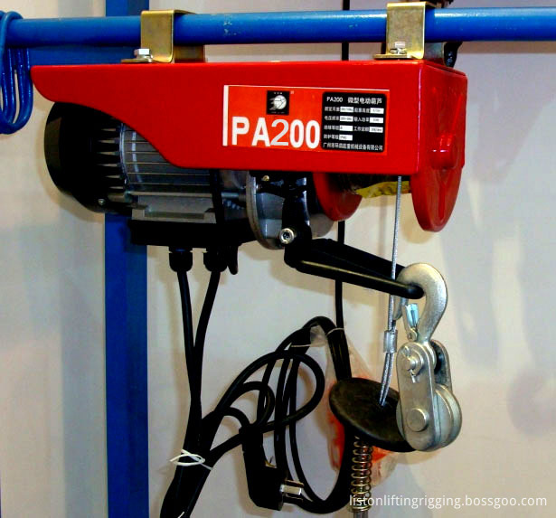 PA200 mini wire rope hoist PA200 mini wire rope hoist