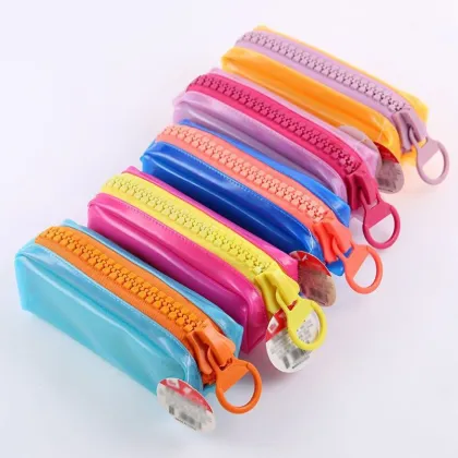 Swarovski Crystal Stuck On Backpack Plastic Zipper