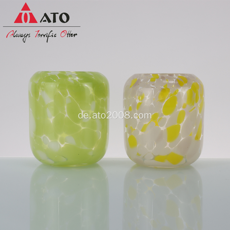 Gelbe Farbpunkt handgefertigte Wassersaftglas handgefertigt