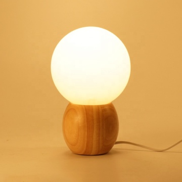 بيع السرير السرير بجانب السرير مصباح طاولة الخشب مع ظل الكرة الزجاجية لغرفة نوم الشمال