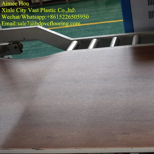 Waterproof Engineered Luxury Wpc Vinyl Plank Flooring