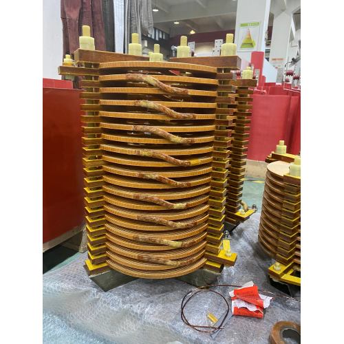 Trafo khusus dengan inti besi melingkar