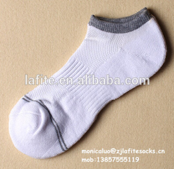 100% cotton OEM custom comfortable cheap non slip ankle socks