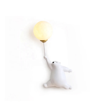 Bear Balloon Wall Lamp: Adorable Bear-Shaped Balloon Light