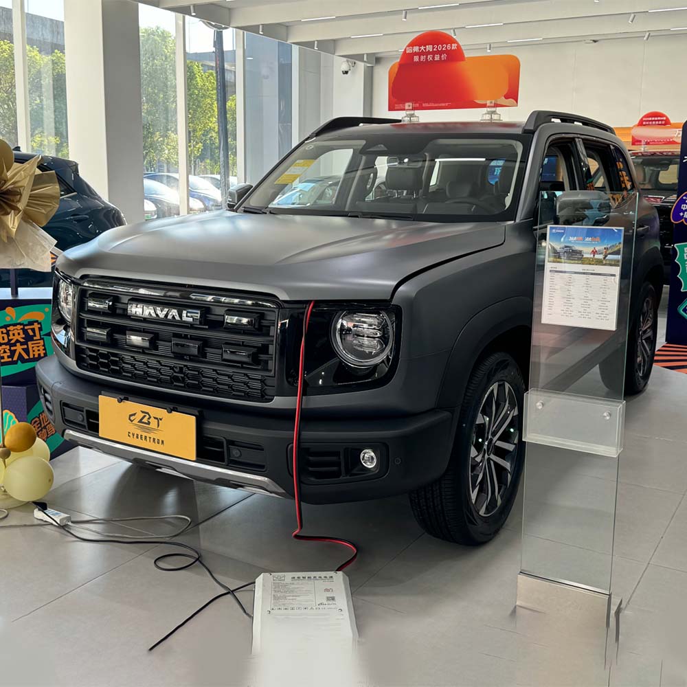 versatile off-road vehicle with light touch