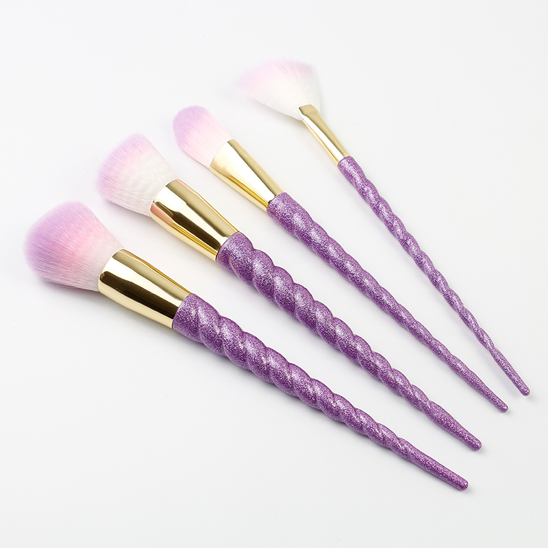 Makeup Brushes with Good Quality