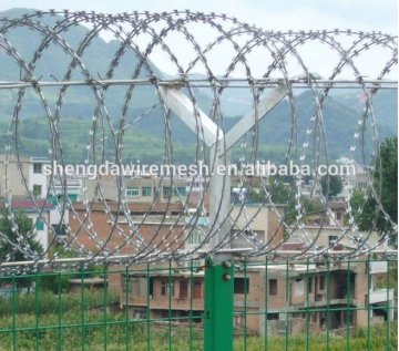 Hot sale BTO-15 razor /bladed barbed wire at competitive price