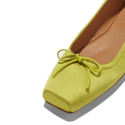 Stylish Round Toe Ribbon Embellished Leather Flats