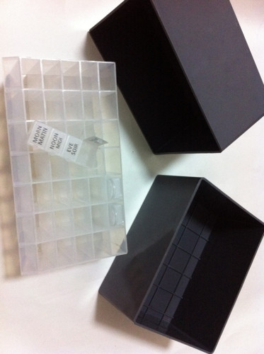 Plastic Box/Container/Storage/Base/Bottom