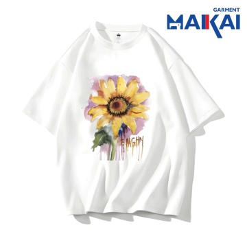 Lightweight Summer Graphic T-Shirt for Comfort